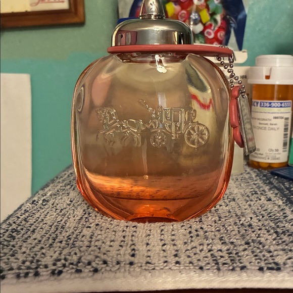 NIB Coach Floral Blush Eau De Parfum - Picture 4 of 4